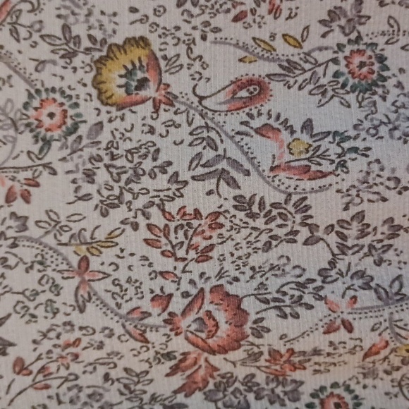 MELLODAY peplum top, size large - Picture 9 of 10